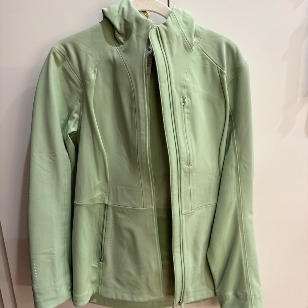 Lululemon Women’s Cross Chill Performance Jacket